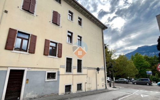 bilocale più studio in centro a rovereto