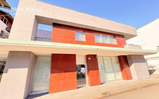 Negozio Spazioso in Vendita a Trento – Zona Solteri
