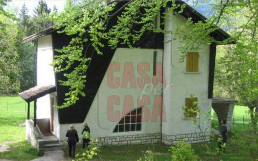 Villa singola e baita di montagna in Folgaria