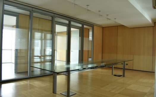 Spazioso Ufficio FRAZIONABILE in Vendita a Bolzano Sud – Opportunità Unica!