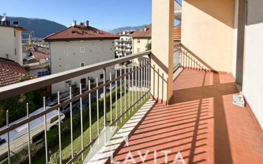 Quadrilocale con garage a Laives