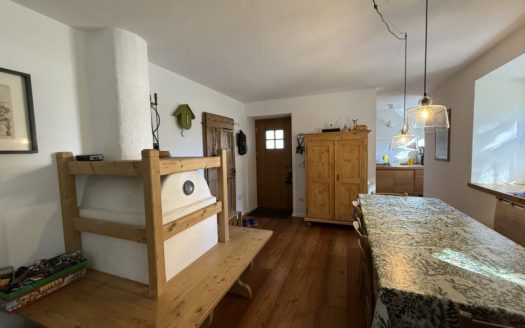 Appartamento in Vendita a Mazzin – Un’Occasione Imperdibile!