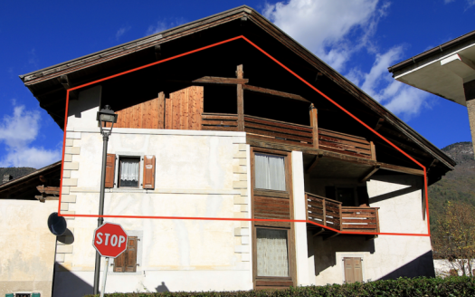 ELEGANTE PENTALOCALE SU DUE LIVELLI – TIONE DI TRENTO