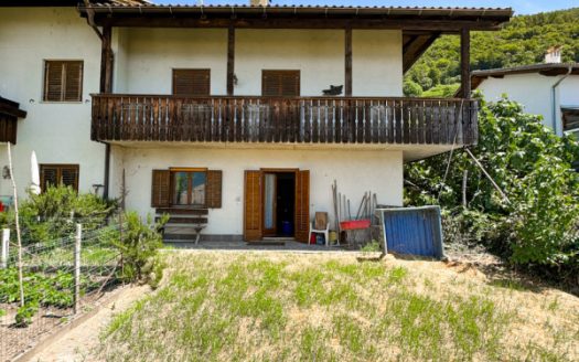 Casa schiera con giardino a Montagna