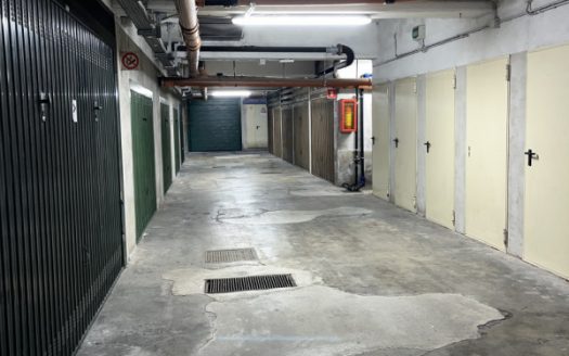garage in Corso Buonarroti