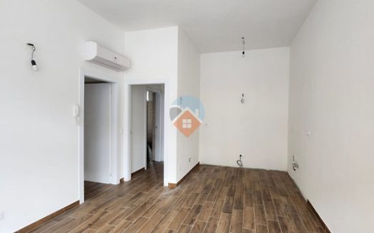 VENDESI APPARTAMENTO RISTRUTTURATO A NUOVO – 60 MQ!