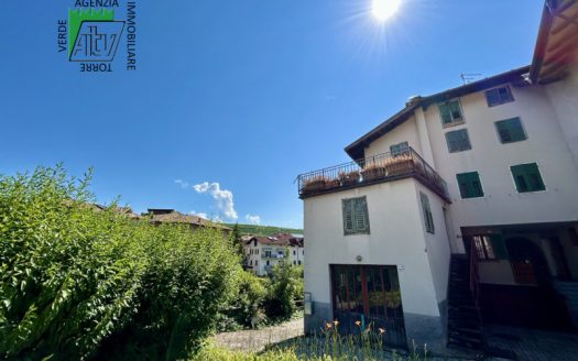 VILLE D’ANAUNIA – TUENNO – PORZIONE DI CASA TERRACIELO SU 4 LIVELLI