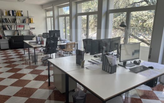 Ufficio 180 mq in locazione.