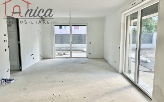 CLARINA – APPARTAMENTO NUOVO CON TRE STANZE E AMPIO GIARDINO
