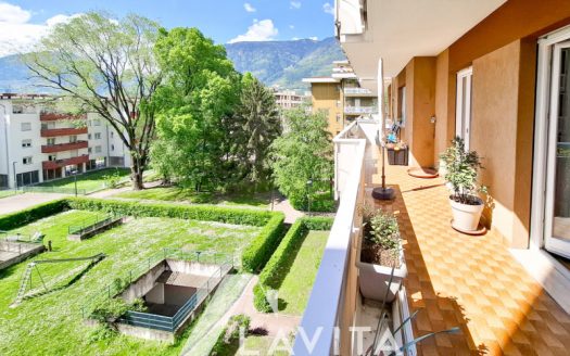 Appartamento 6locali con ampi balconi a Merano