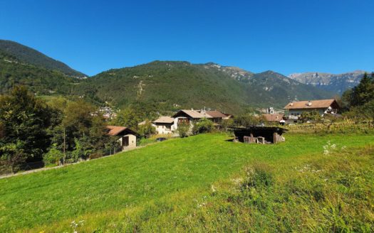 Terreno in posizione rialzata a Saone
