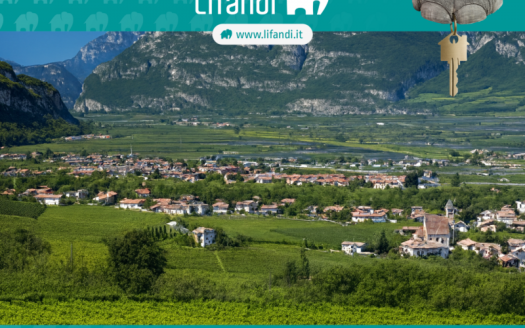 Locale gastronomico con area esterna e licenza di ristorante