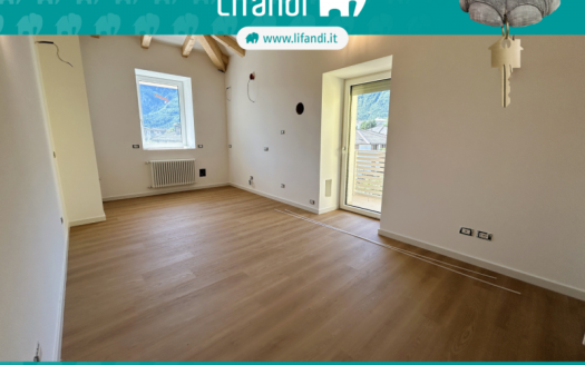 Attico ristrutturato