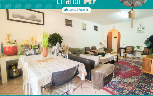 Trilocale con balconi