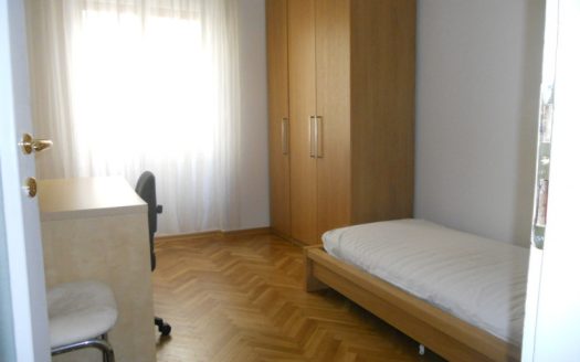 ADIACENZE UNIVERSITA’ AMPIA STANZA SINGOLA PER RAGAZZE