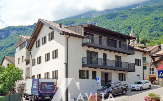 nuovo bilocale con balcone Termeno