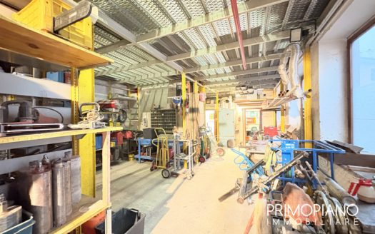 Magazzino Storico in Vendita a Cavareno – Opportunità Unica!
