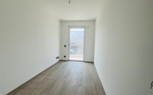 Attico con grande terrazz8 e vista aperta in classe A+