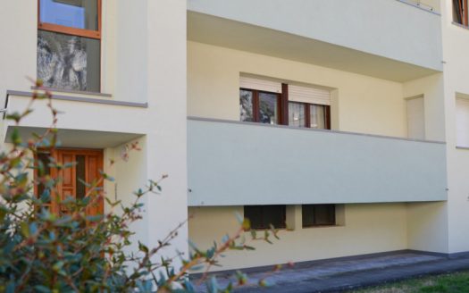 QUADRILOCALE CON VISTA SUI VIGNETI