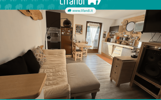 Trilocale con balcone soleggiato e garage