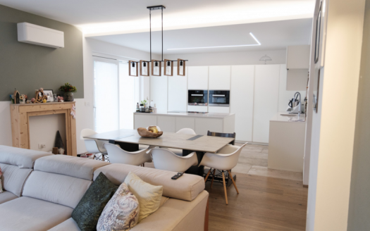 AV26006 – VILLA BIFAMILIARE CASACLIMA B – LAIVES