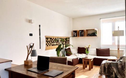 POVO – VIA BRENZ – TRILOCALE INDIPENDENTE CON GARAGE E CANTINA