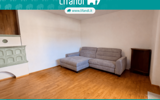 Trilocale con cantina e balcone