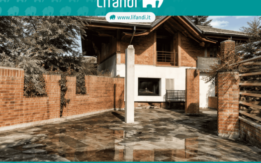 Casa da ristrutturare con un enorme potenziale