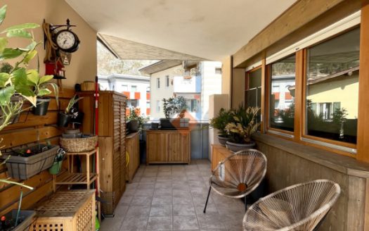 2 camere, 2 bagni, terrazzo e box auto