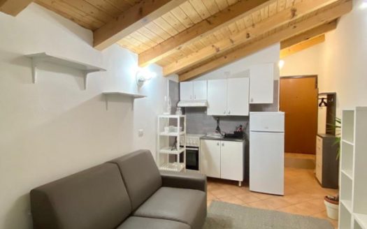 Monolocale Locato in Vendita a Volano – Ottima Opportunità di Investimento