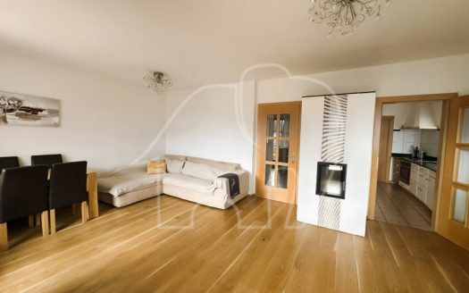 ELVAS: Casa a schiera angolare con charme e splendida vista – Elvas