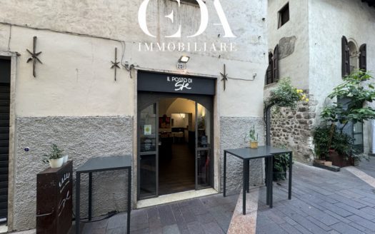 IMMOBILE COMMERCIALE LOCATO A RISTORANTE