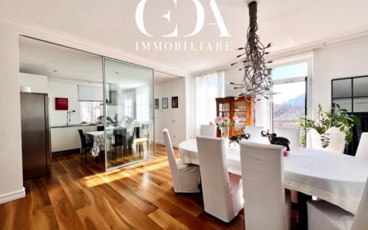 AFFITTO – SPLENDIDO APPARTAMENTO IN VILLA STORICA IN POSIZIONE STRATEGICA