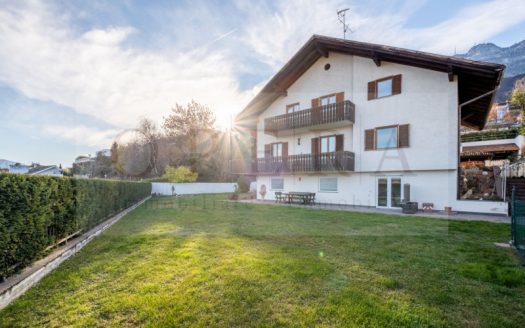 Villa a Bolzano con Giardino Vista Panoramica