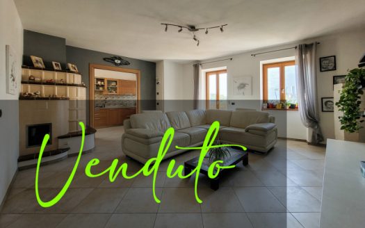 Bifamiliare con vista sul Castello di Drena