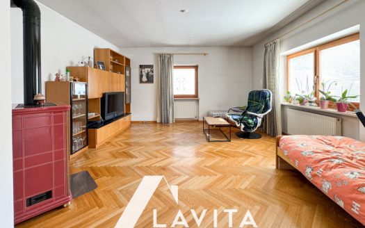 Due case indipendenti a Egna