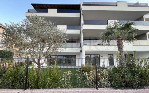 Appiano : nuovo quadrilocale con splendida terrazza.