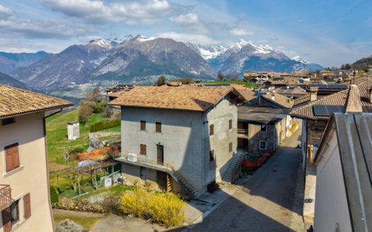 Affascinante casa indipendente nella cornice di Lundo