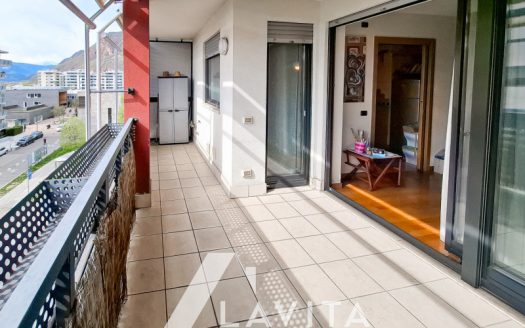 Trilocale con Terrazza a Bolzano