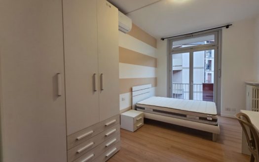 VIA AMBROSI – STANZE STUDENTI IN APPARTAMENTO RINNOVATO
