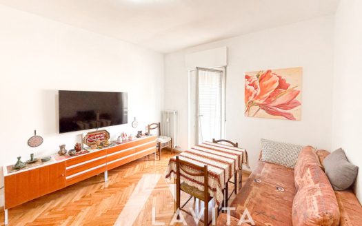 Bilocale con balcone a Bolzano