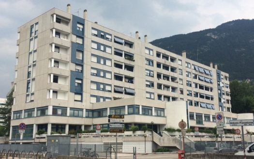 TRENTO NORD, VENDIAMO AMPIO GARAGE DI 20 MQ