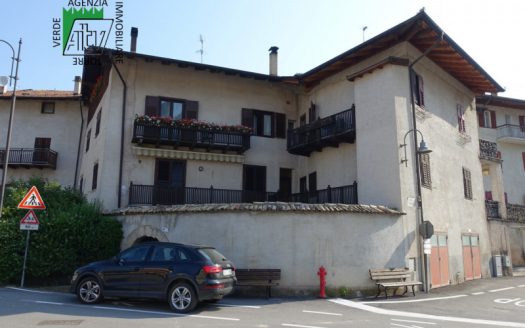 Vigo di Ton, vendiamo due appartamenti uno dei quali ristrutturato e arredato