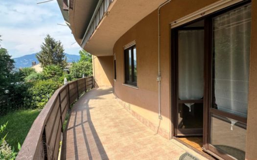 Casa a schiera centrale con ampi spazi e giardino in via Tullio Odorizzi, Trento