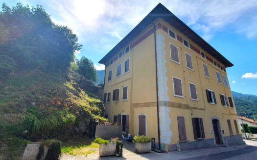 Interessante mansarda a Lardaro, Sella Giudicarie