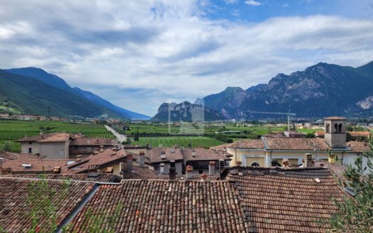 IN CASA DI DUE UNITA’