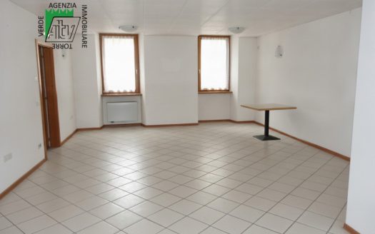 Sporminore, vendiamo locali idonei per essere trasformati in appartamento