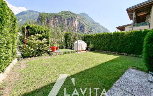 Trilocale con due giardini a Bronzolo