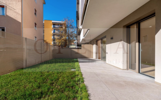 Nuovo Trilocale con giardino privato.