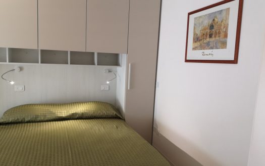 MINIAPPARTAMENTO CON GARAGE PER STUDENTI UNIVERSITARI